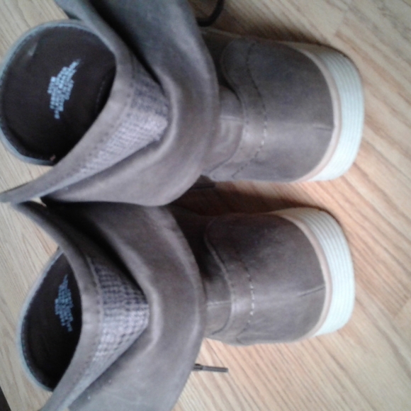 NWT Cliffs Brown High top Boots - Picture 3 of 9